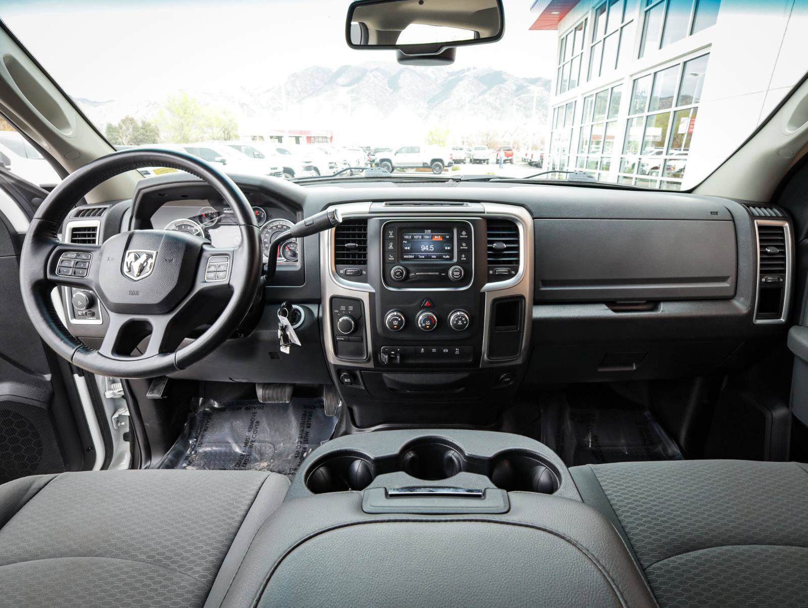 Used 2017 RAM 2500 SLT w/ Luxury Group AWD/4WD image 17