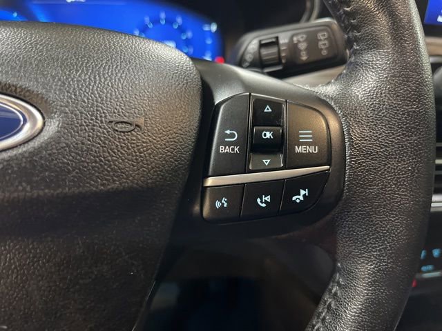 Used 2020 Ford Escape Titanium AWD/4WD image 19