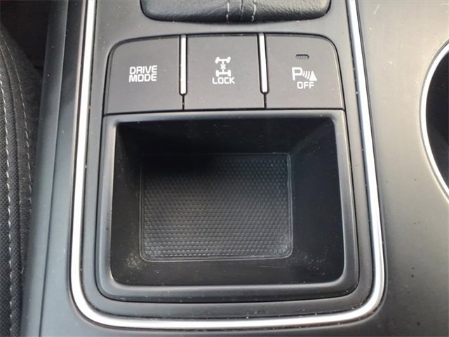 Used 2019 Kia Sorento LX w/ LX Convenience Package image 16