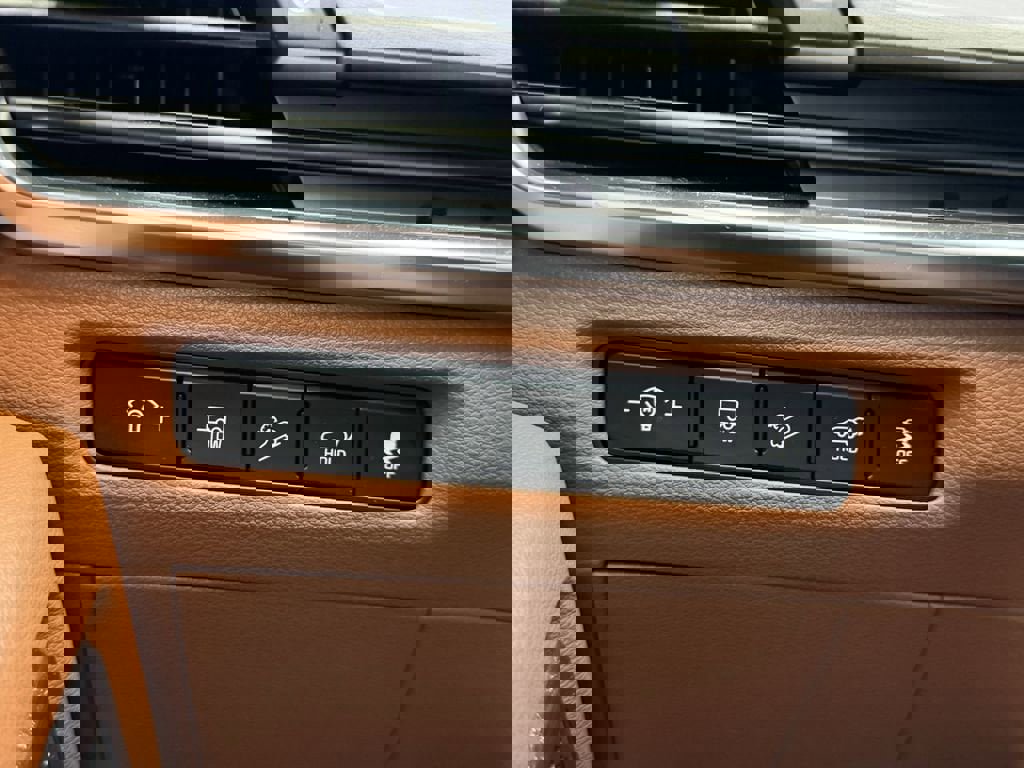 Certified 2025 Kia Telluride SX Prestige X-Line AWD/4WD image 29