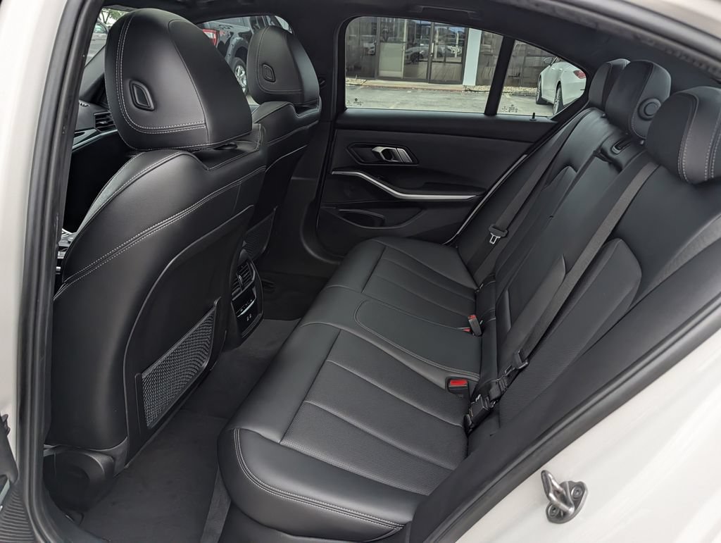 Used 2023 BMW 330i Sedan RWD image 30