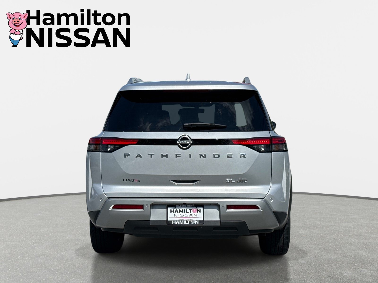 Used 2025 Nissan Pathfinder SL AWD/4WD image 3