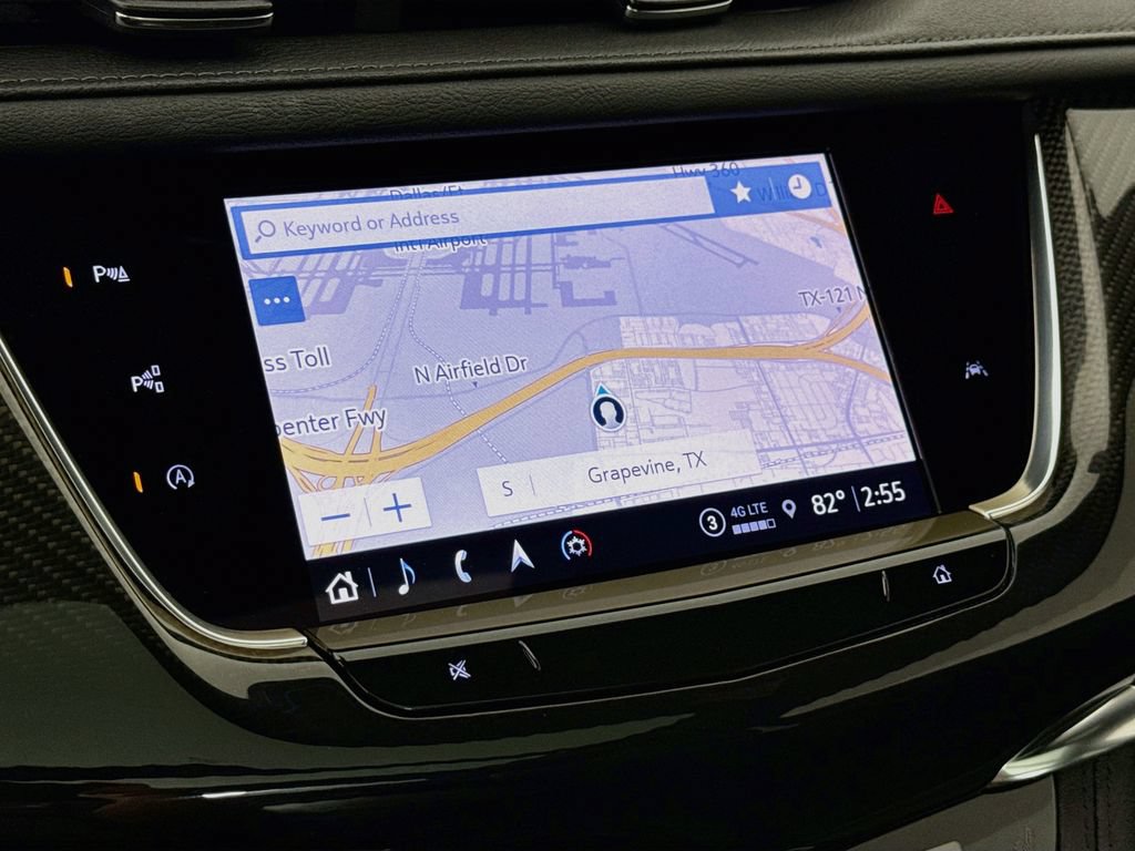 Used 2022 Cadillac XT6 Sport w/ Technology Package AWD/4WD image 18