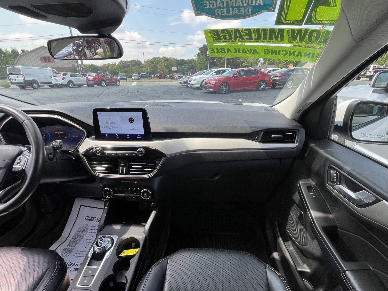 Used 2021 Ford Escape SEL w/ Technology Package FWD image 14