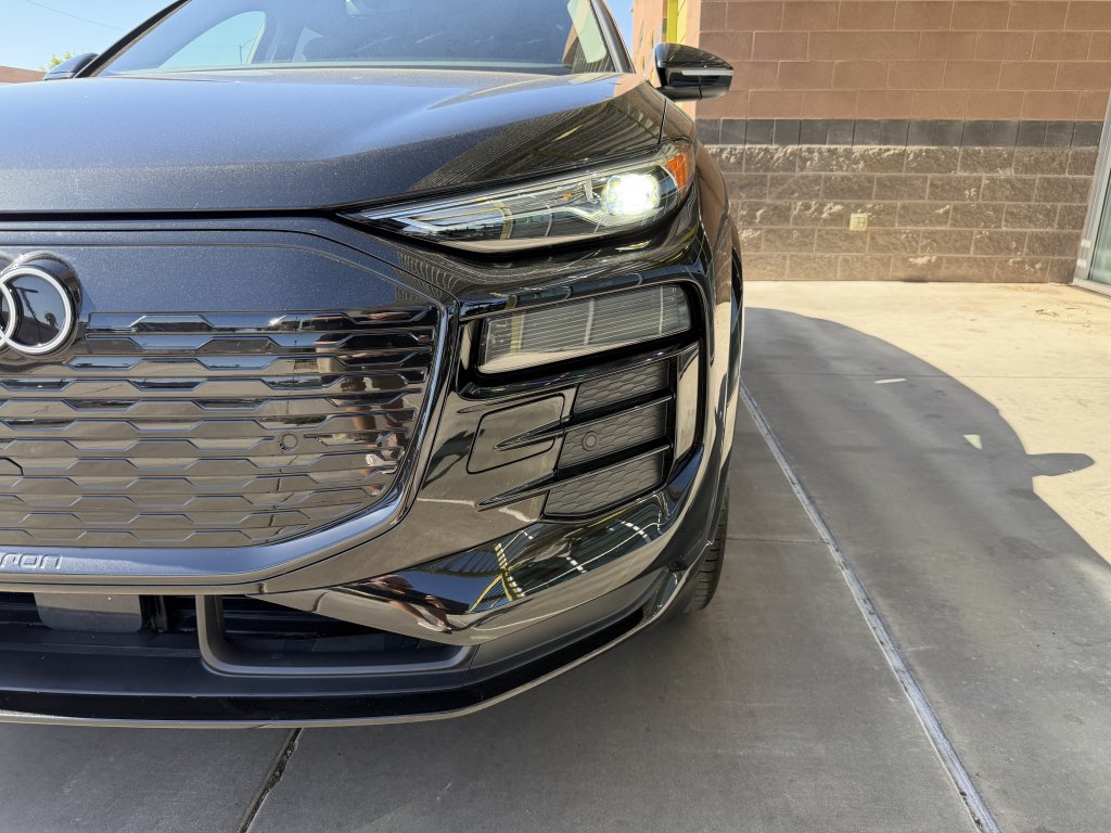 Used 2025 Audi Q6 e-tron Premium w/ Convenience Package RWD image 11