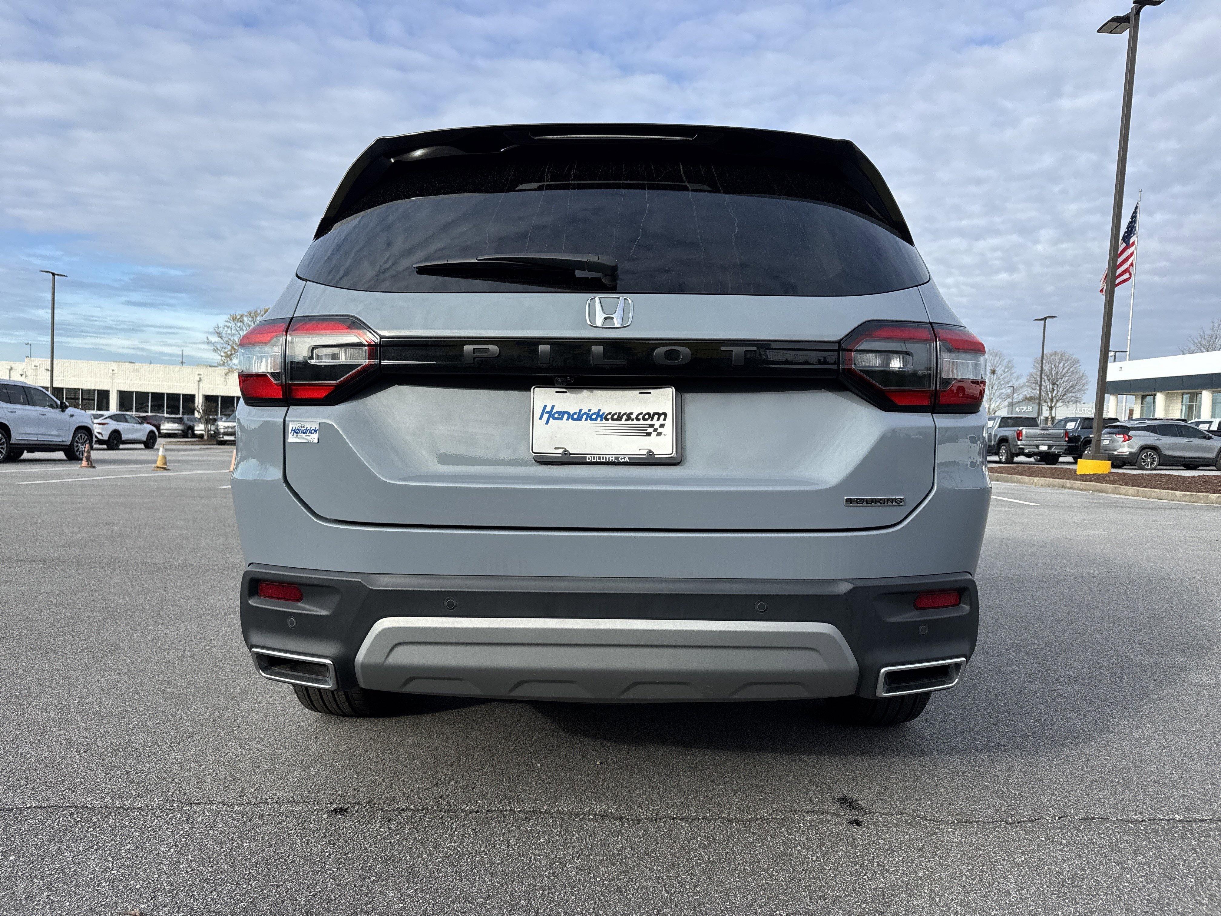 Used 2025 Honda Pilot Touring image 9