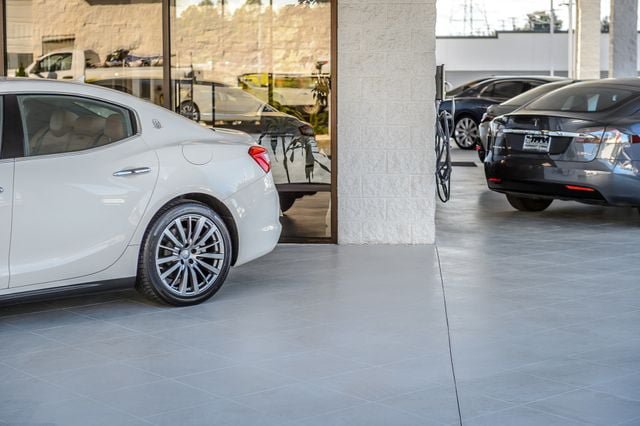 Used 2018 Maserati Ghibli RWD image 60