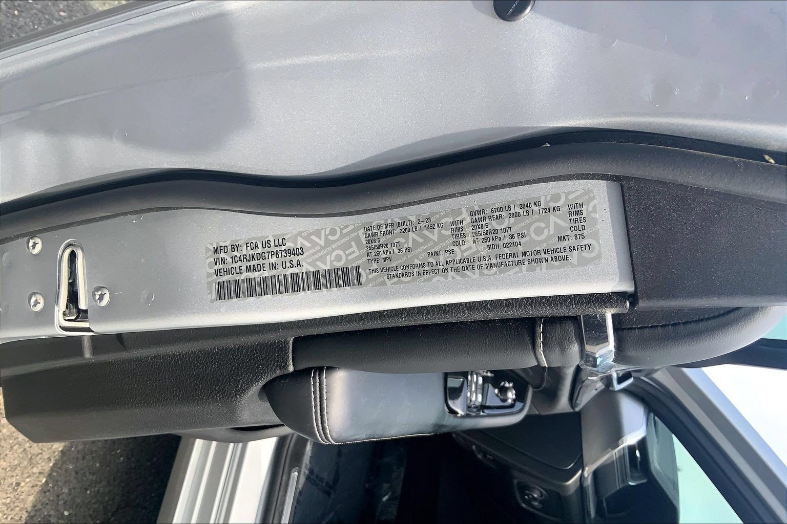 Certified 2023 Jeep Grand Cherokee L Overland AWD/4WD image 28