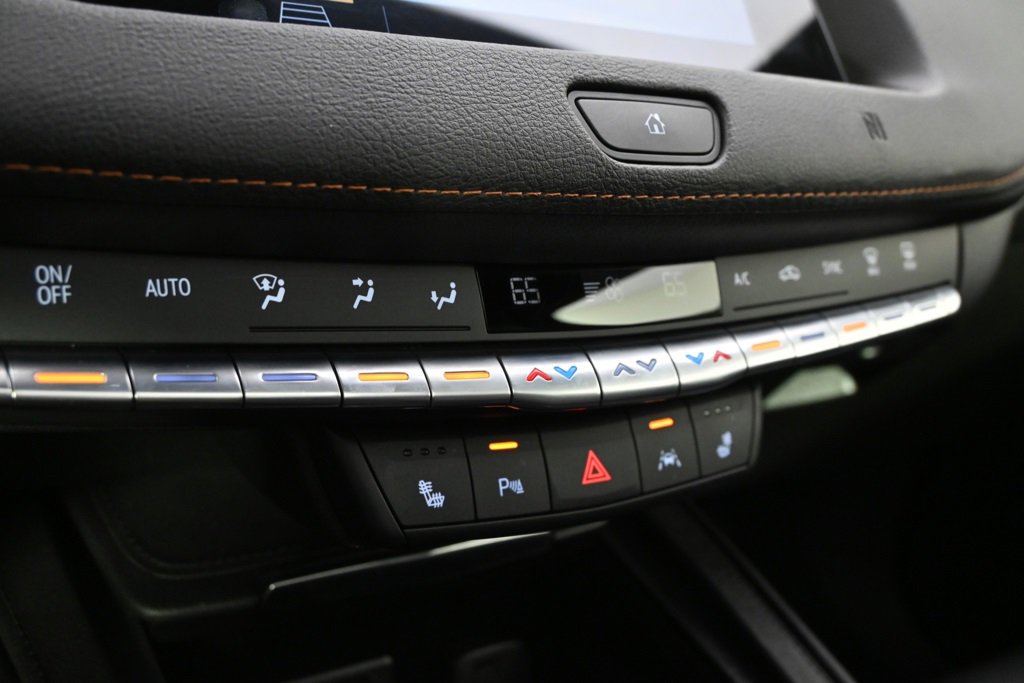 Used 2019 Cadillac XT4 Sport w/ Cold Weather Package image 28