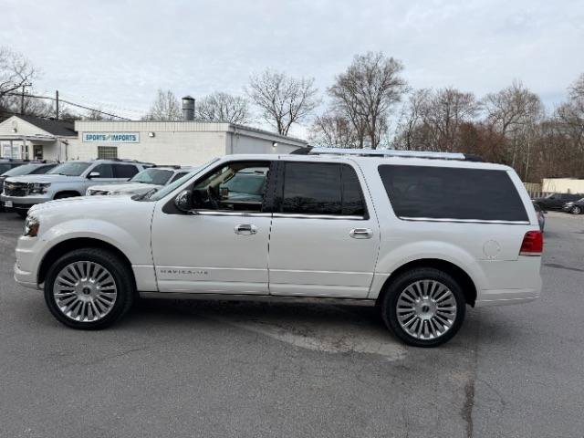 Used 2017 Lincoln Navigator L Reserve AWD/4WD image 2