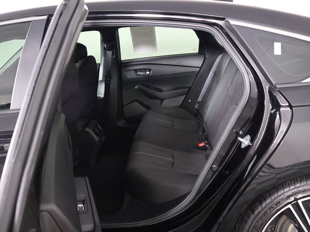 Used 2025 Honda Accord Sport image 31