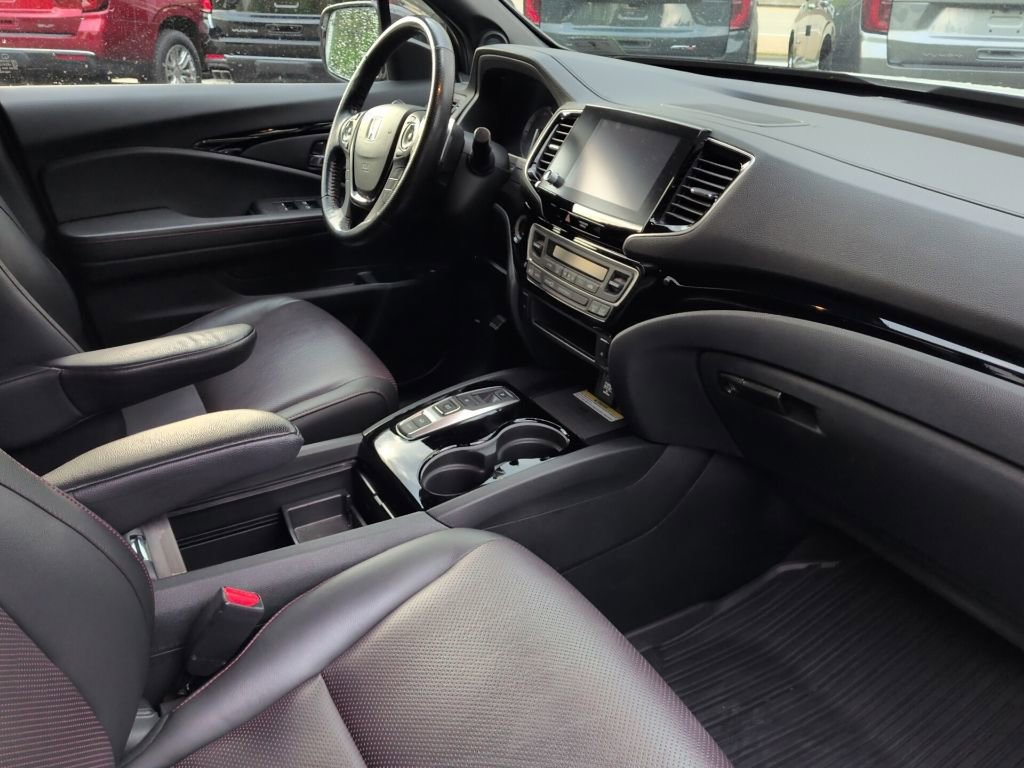 Used 2021 Honda Ridgeline Black Edition image 24