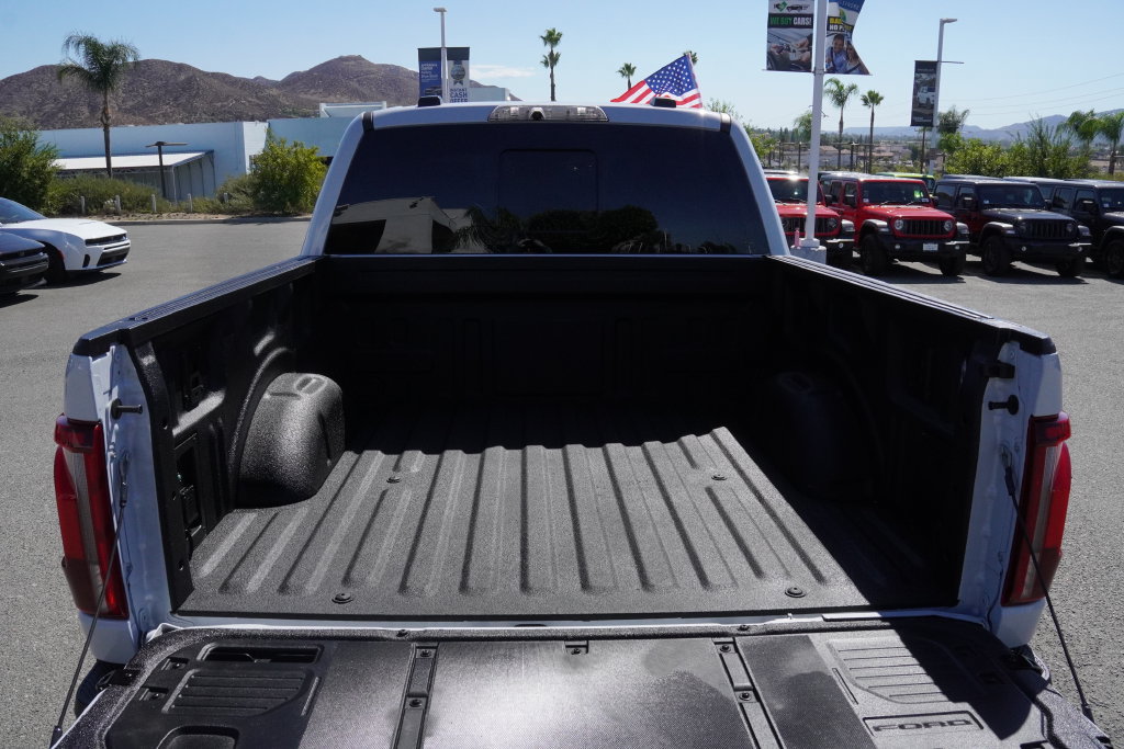 Used 2025 Ford F150 Raptor AWD/4WD image 41