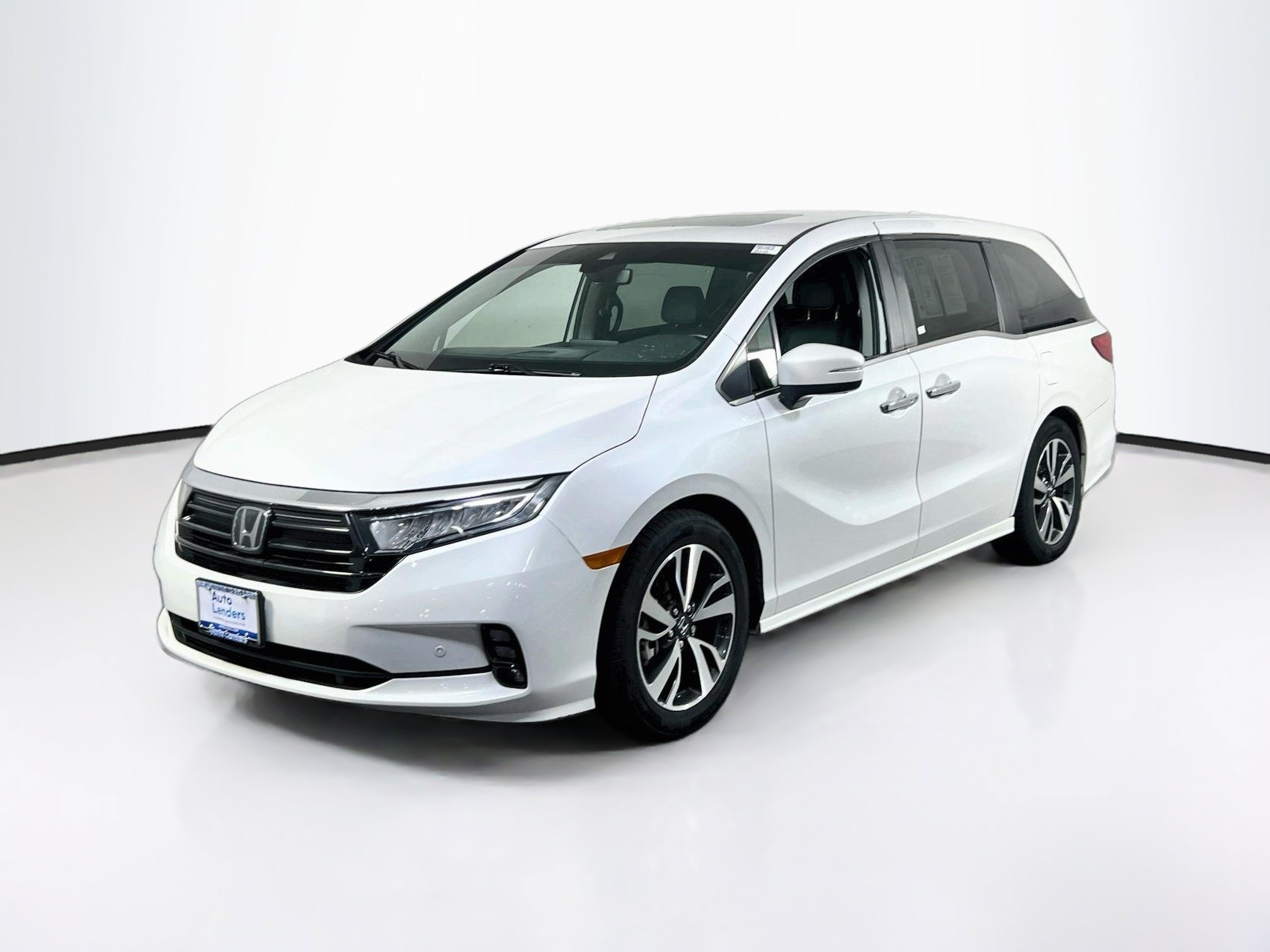 Used 2023 Honda Odyssey Touring image 1