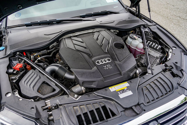 Used 2019 Audi A8 L 3.0T w/ Executive Package AWD/4WD image 16