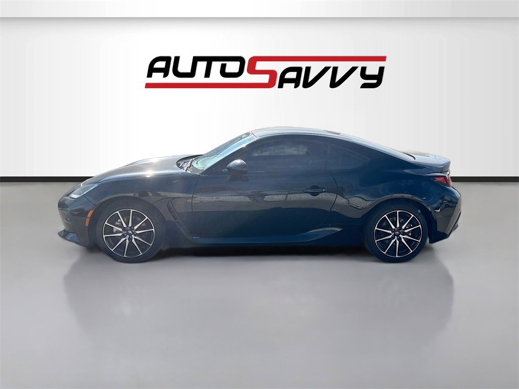 Used 2024 Toyota GR86 Base image 4