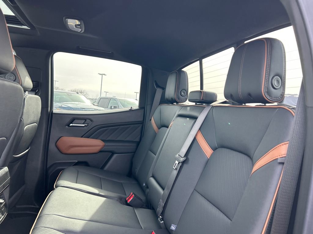 New 2026 GMC Canyon AT4 w/ Technology Plus Package AWD/4WD image 35