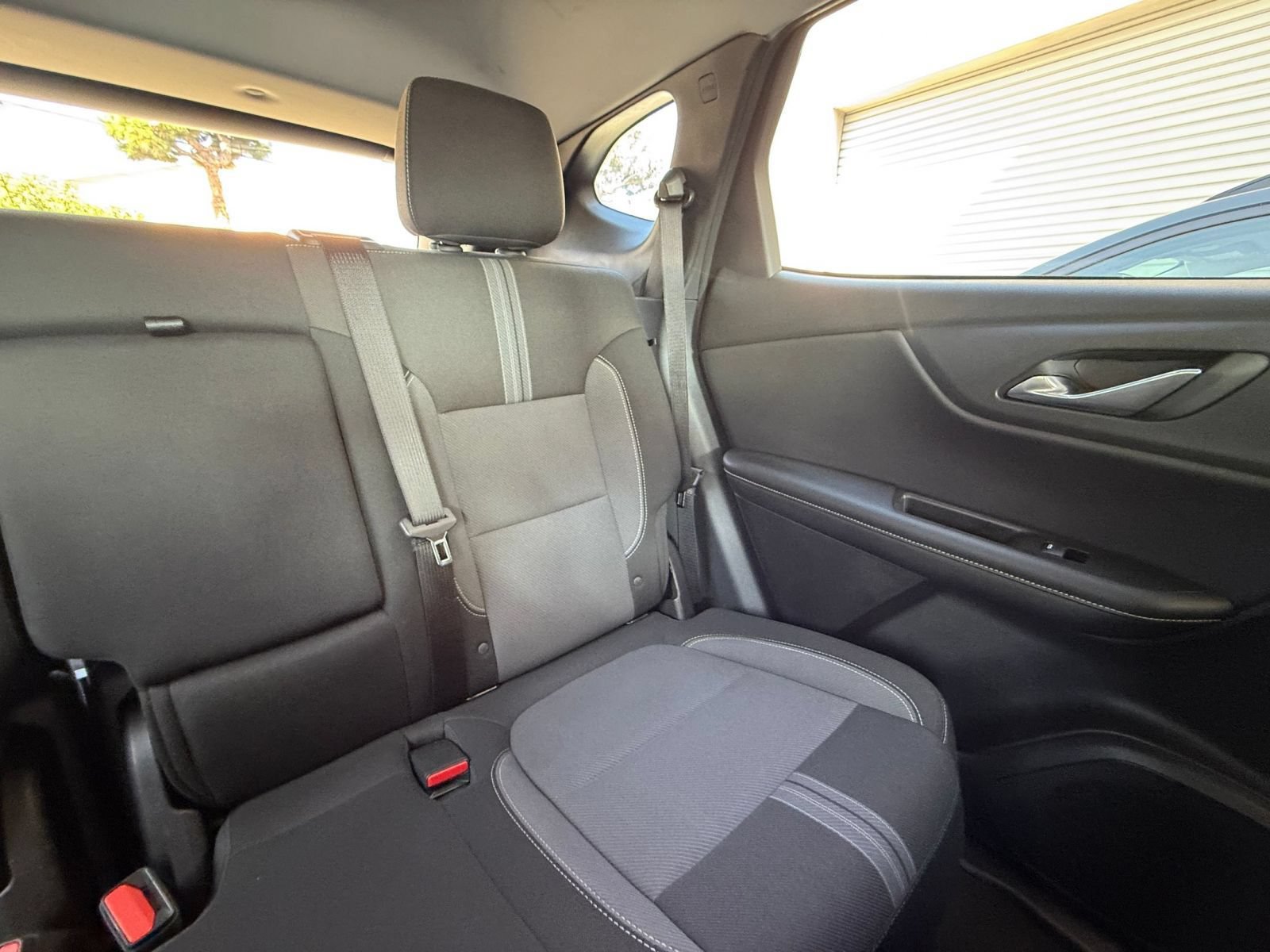 Used 2025 Chevrolet Blazer LT FWD image 34