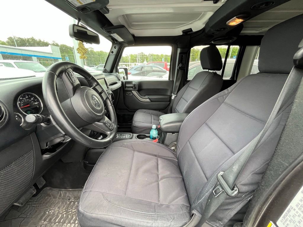 Used 2014 Jeep Wrangler Unlimited Sport w/ Quick Order Package 24S AWD/4WD image 9