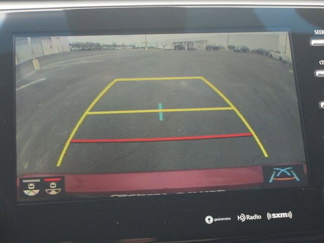 Used 2019 Toyota Avalon XSE image 7