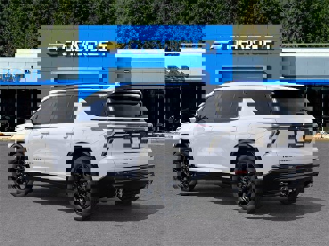 New 2026 Chevrolet Traverse RS image 3