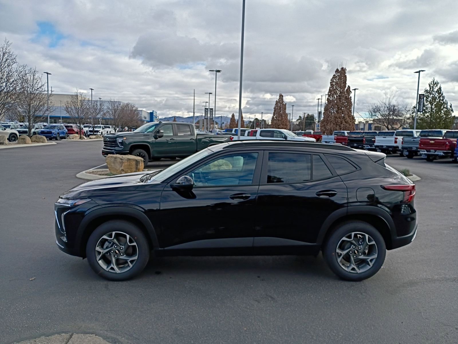 New 2026 Chevrolet Trax LT w/ Sunroof Package image 15