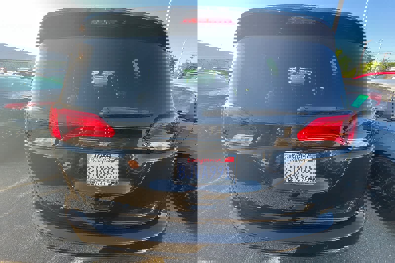 Used 2019 Chrysler Pacifica Limited w/ Advanced Safetytec Group image 5