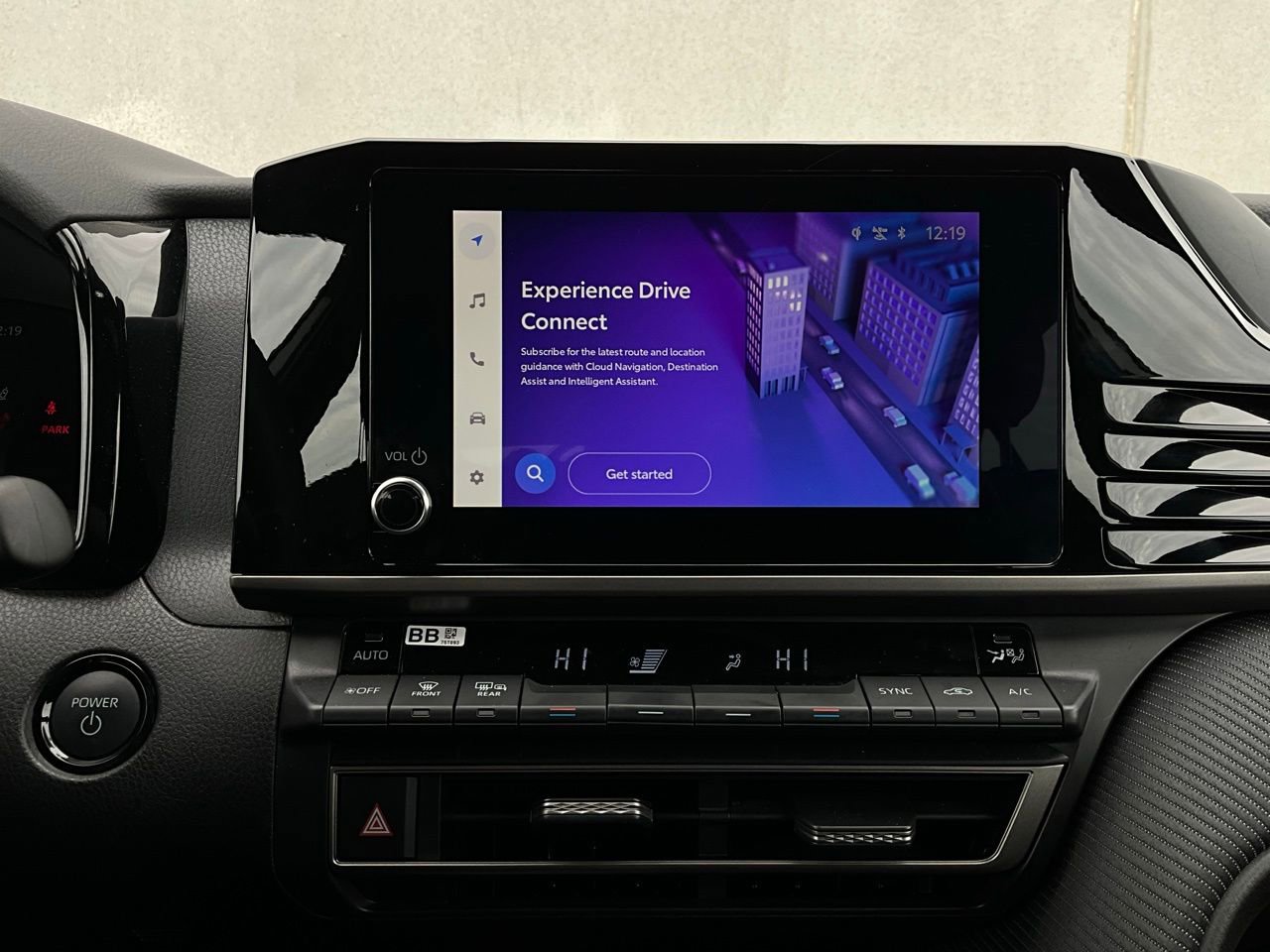 Used 2025 Toyota Camry SE image 25