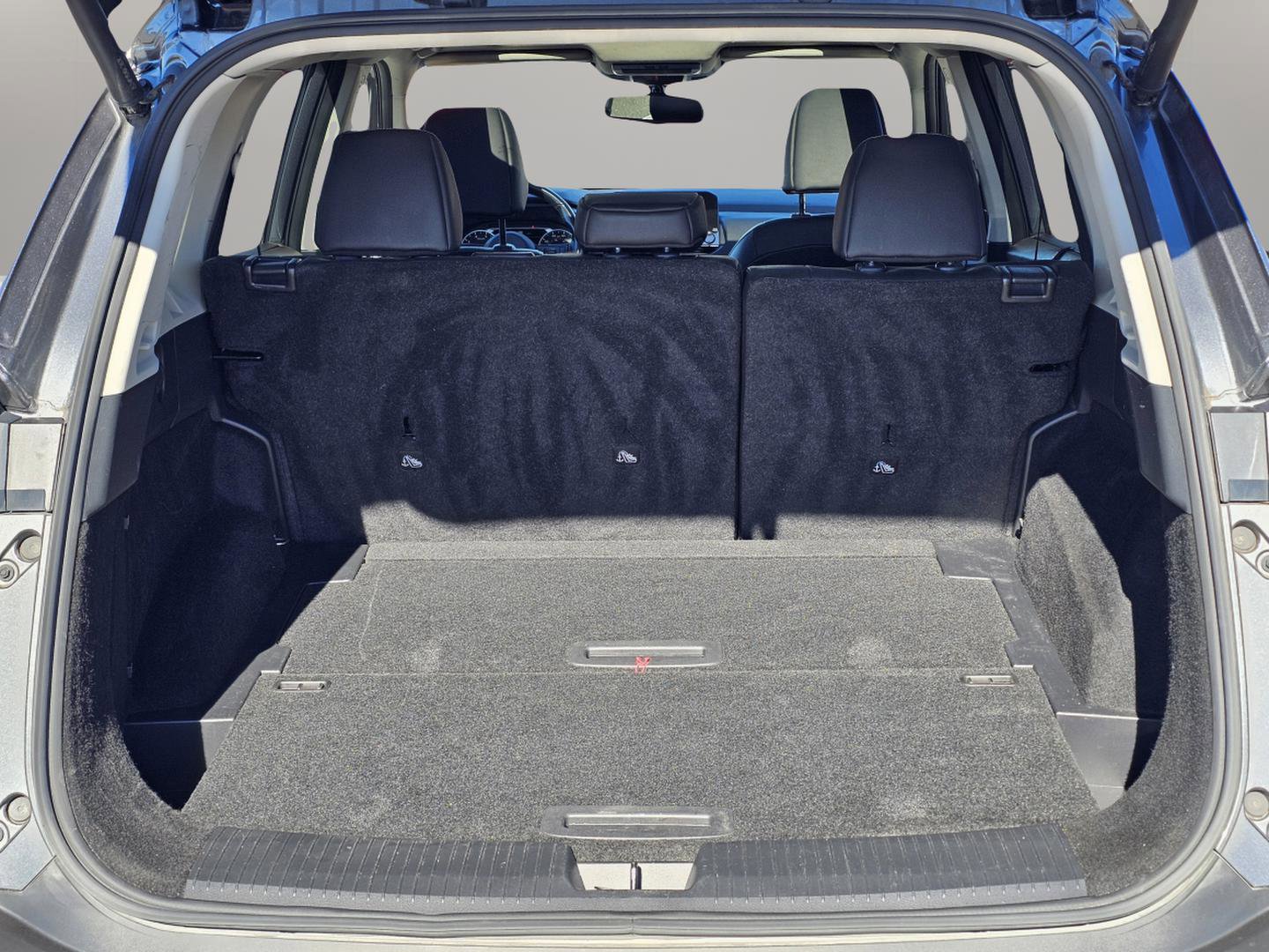 Used 2023 Nissan Rogue SL w/ SL Premium Package image 11