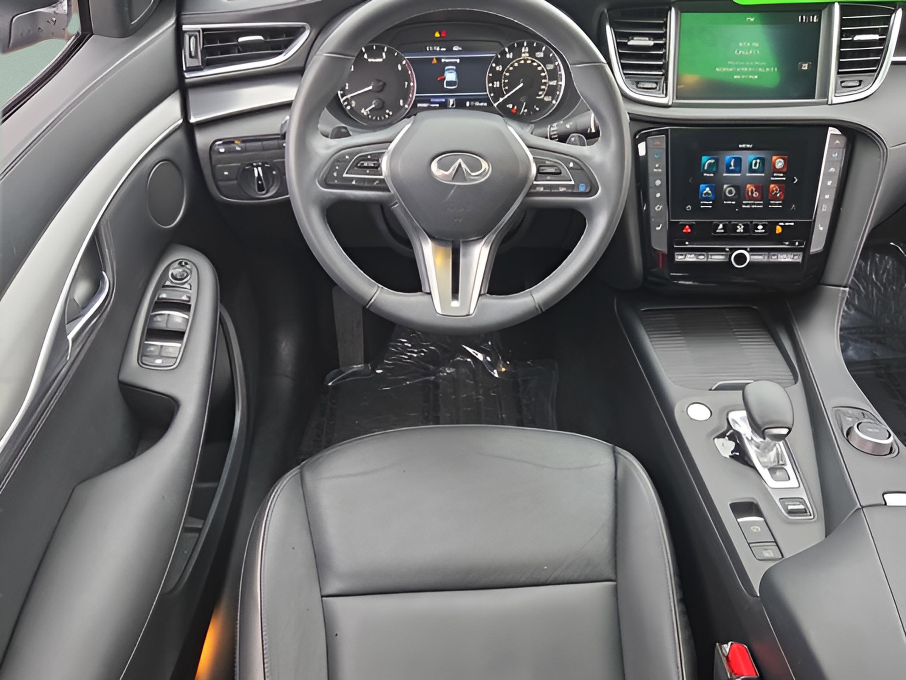 Certified 2023 INFINITI QX55 Luxe w/ Cargo Package image 10