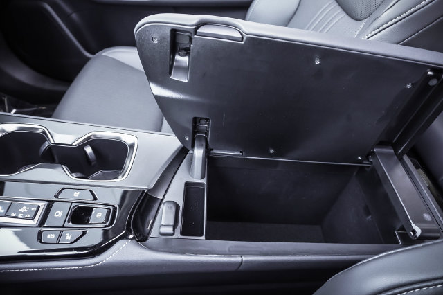Certified 2026 Lexus NX 350h AWD w/ Accessory Package (2T) image 18