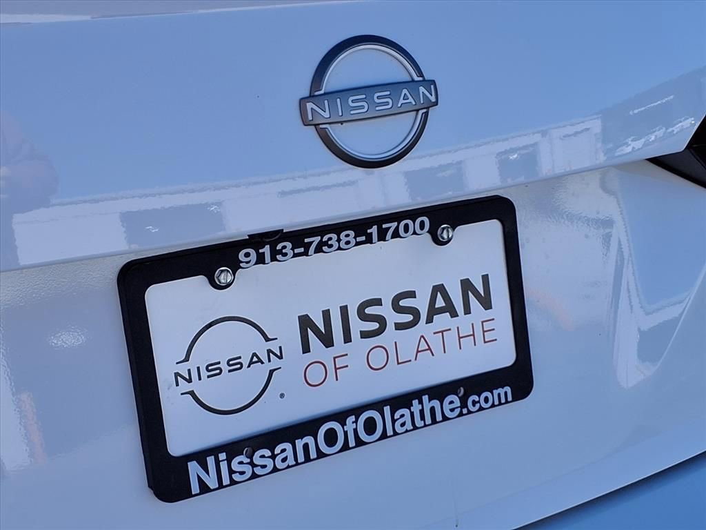 Certified 2025 Nissan Versa S w/ Trunk Package image 19