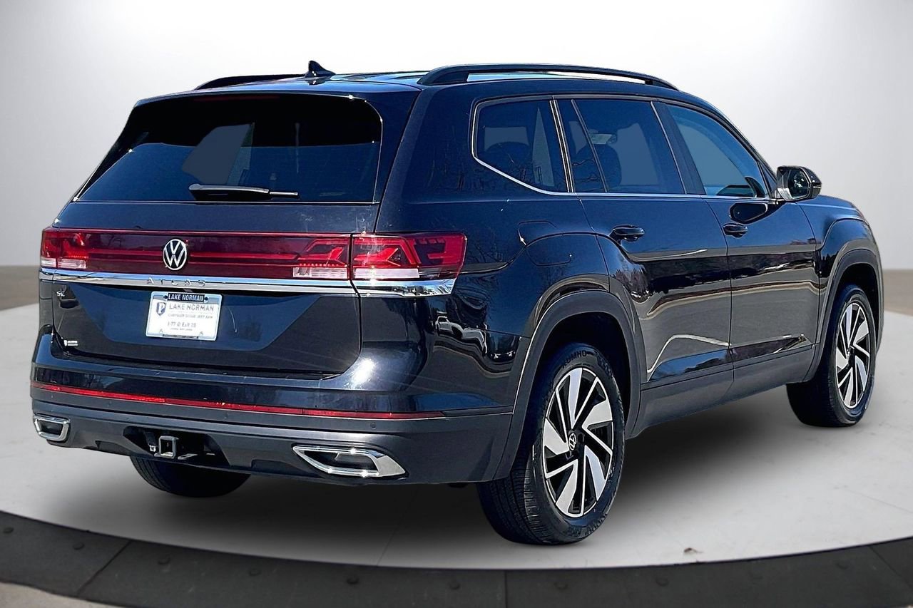 Used 2024 Volkswagen Atlas SE image 9
