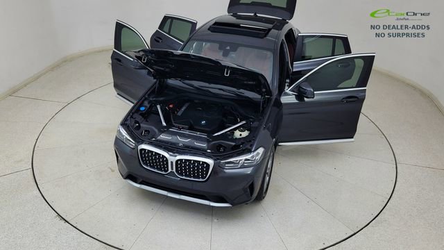 Used 2025 BMW X4 xDrive30i AWD/4WD image 90