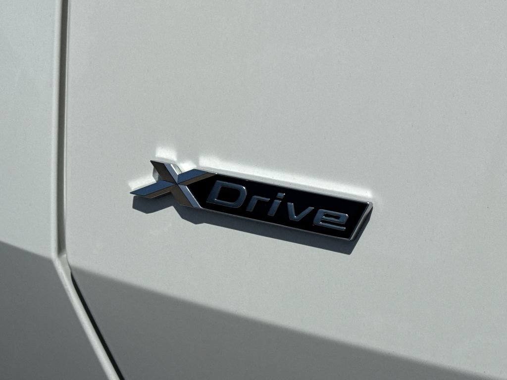 Used 2025 BMW X3 xDrive30i AWD/4WD image 9