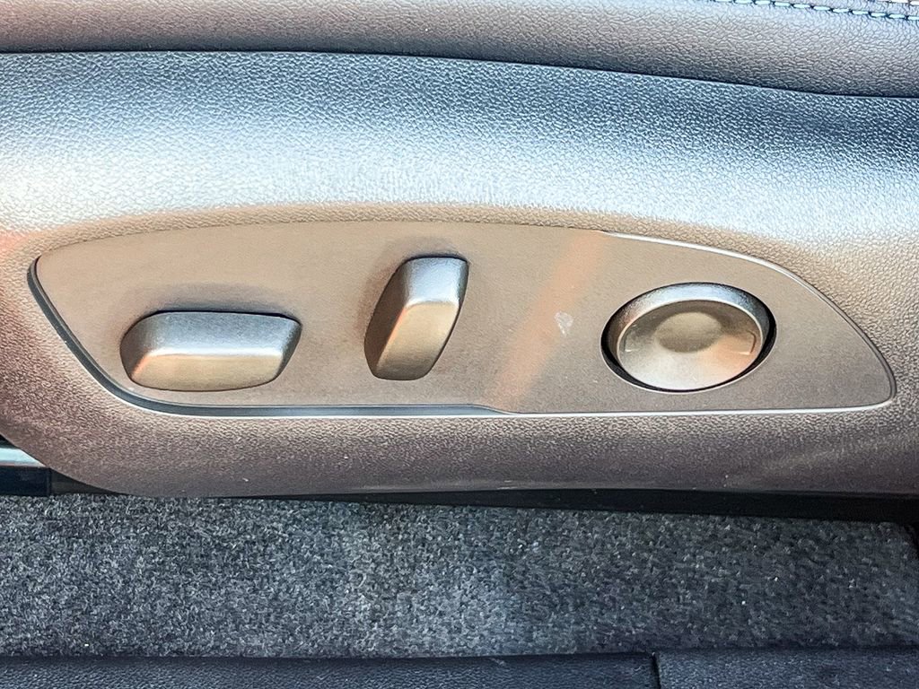 New 2026 Chevrolet Equinox EV LT image 20