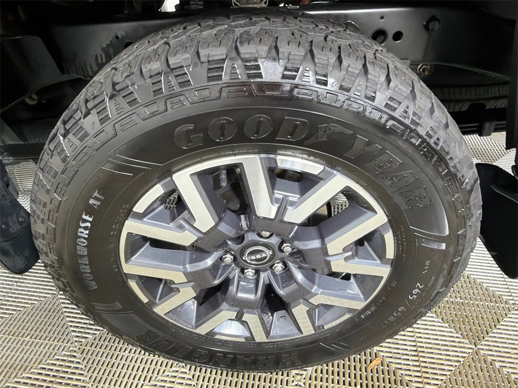 Used 2022 Nissan Frontier SV w/ SV Premium Package image 20