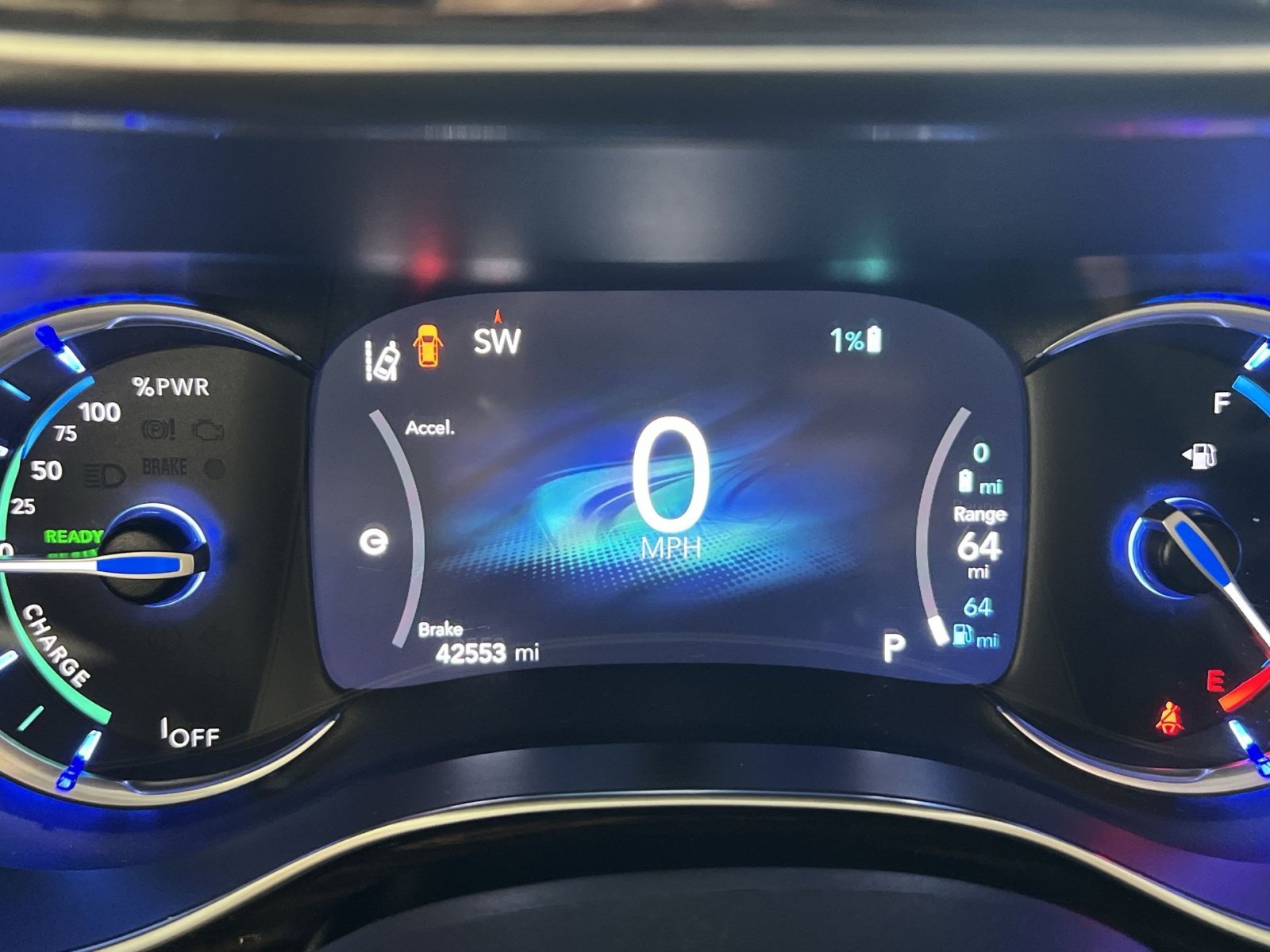 Used 2022 Chrysler Pacifica Limited w/ Uconnect Theater Family Group FWD image 18