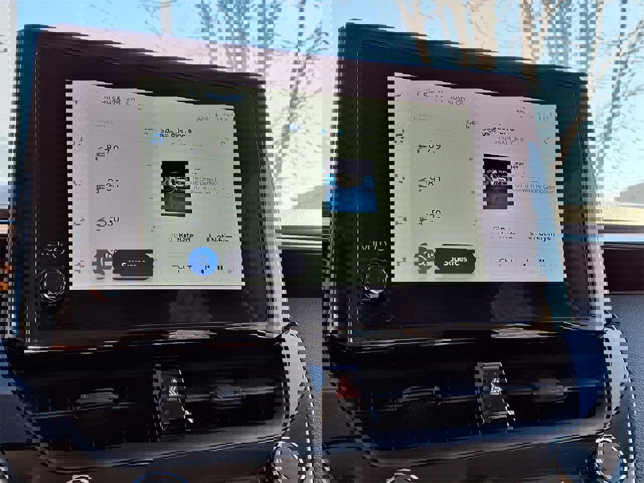 Used 2024 Toyota Corolla LE image 22