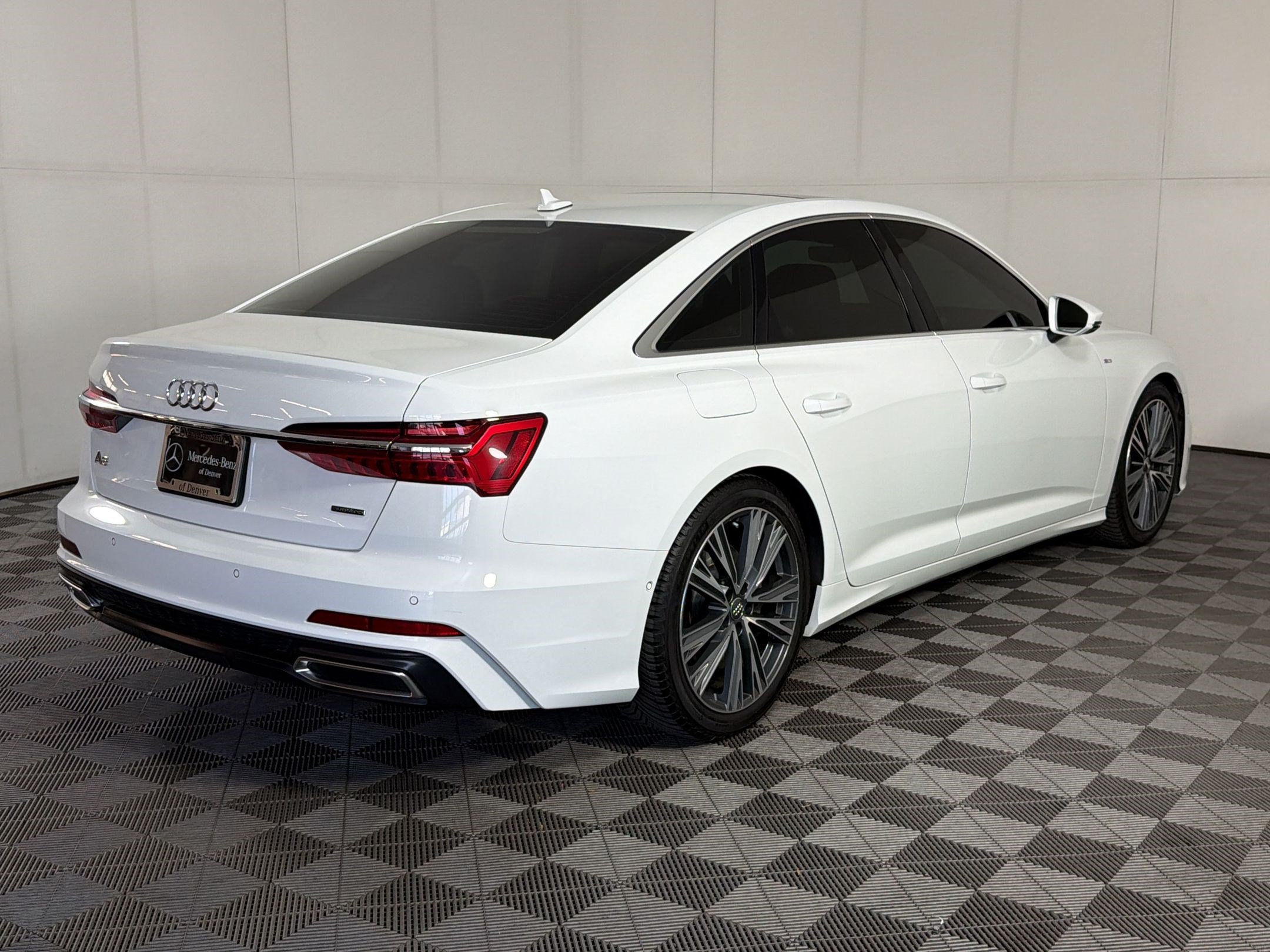 Used 2019 Audi A6 3.0T Premium Plus w/ Premium Plus Package AWD/4WD image 9