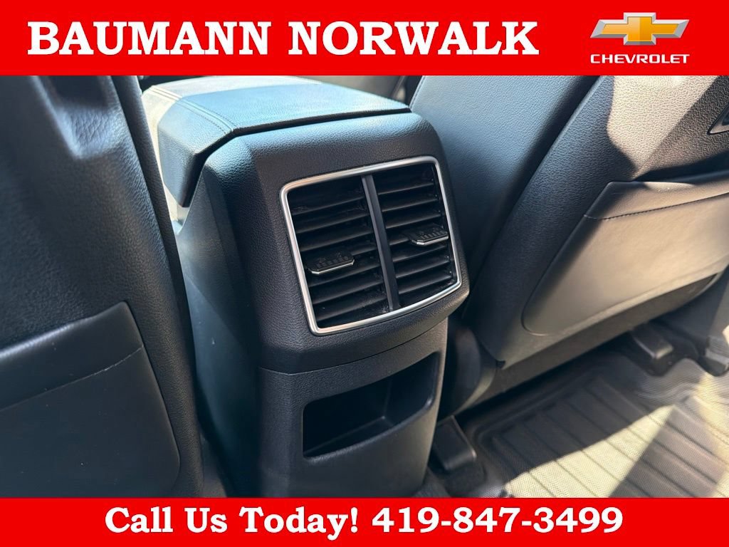 Used 2025 Kia Sportage EX FWD image 44