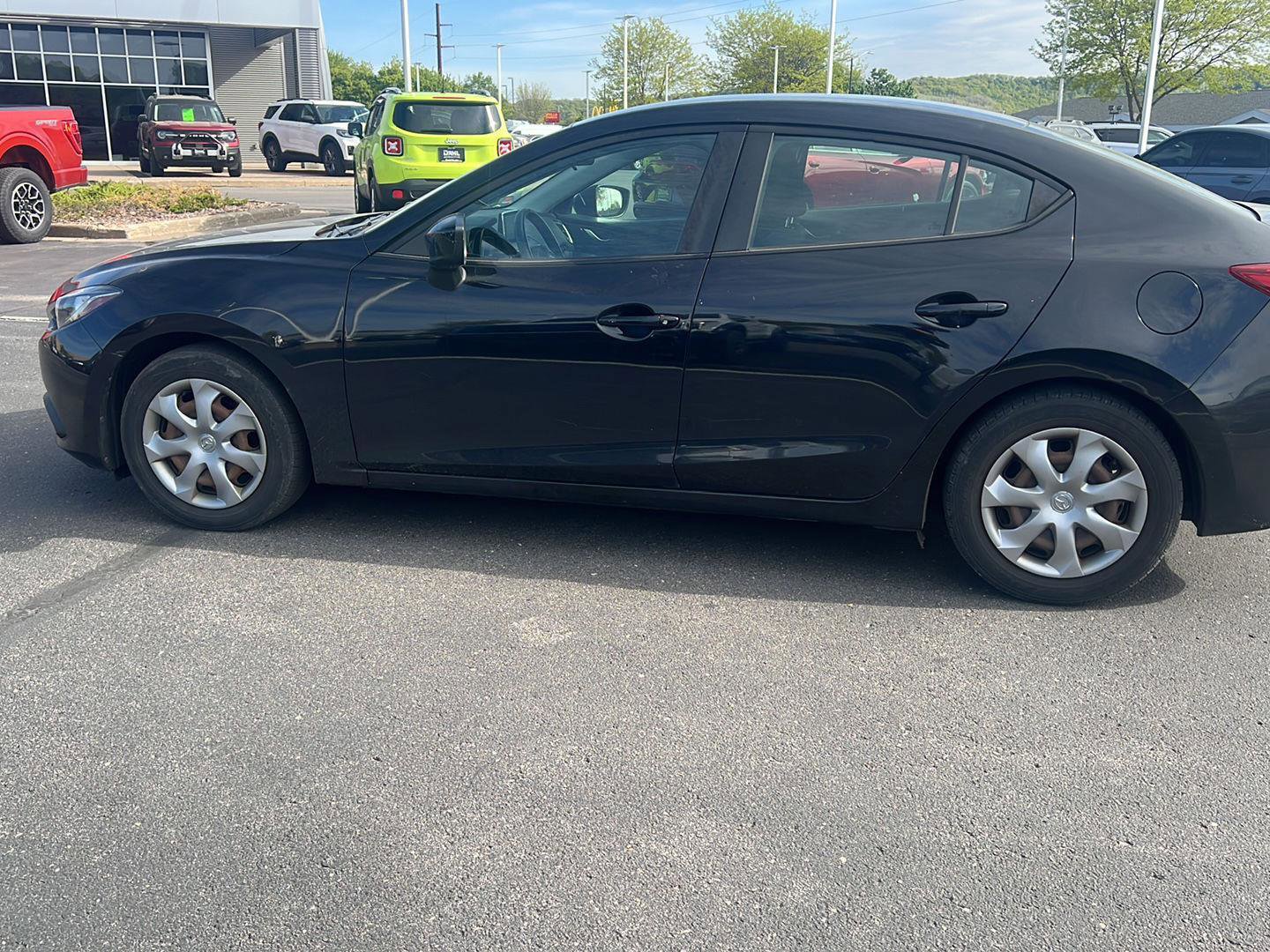 Used 2015 MAZDA MAZDA3 i Sport FWD image 11
