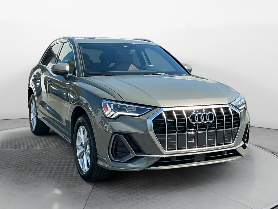 Used 2025 Audi Q3 2.0T Premium Plus w/ Premium Plus Package