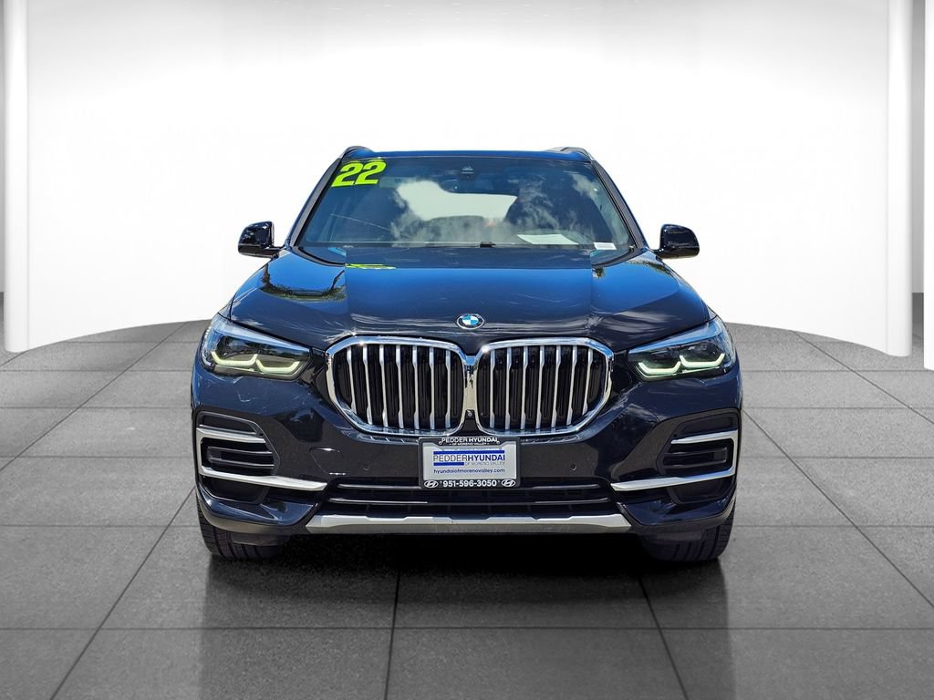 Used 2022 BMW X5 xDrive40i w/ Climate Comfort Package AWD/4WD image 2