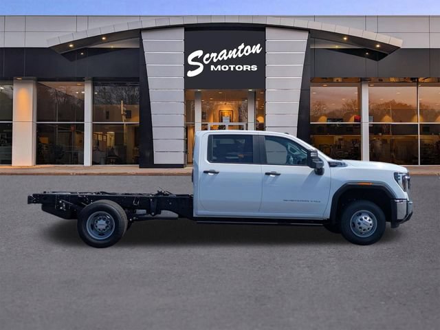 New 2026 GMC Sierra 3500 Pro w/ Convenience Package AWD/4WD image 6