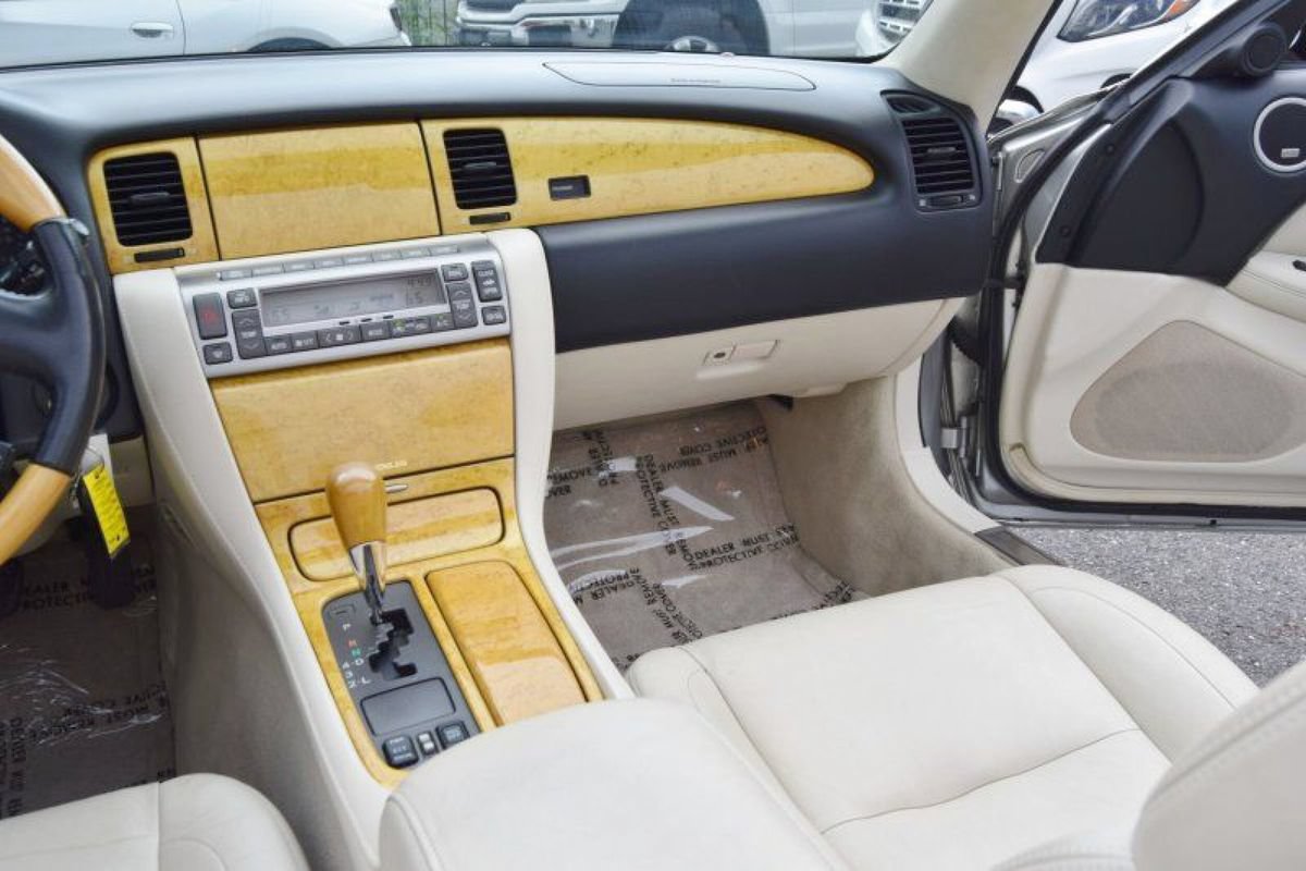 Used 2003 Lexus SC 430 Convertible RWD image 36