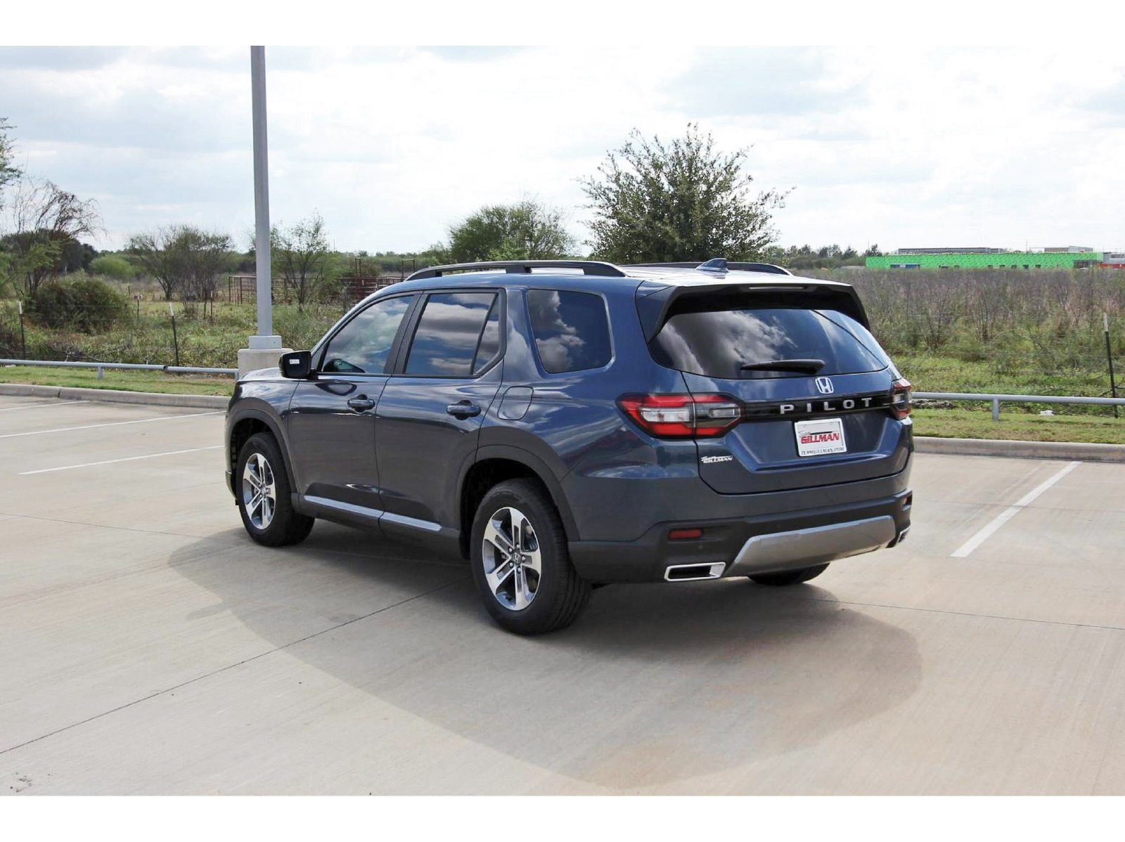 New 2026 Honda Pilot EX-L image 5