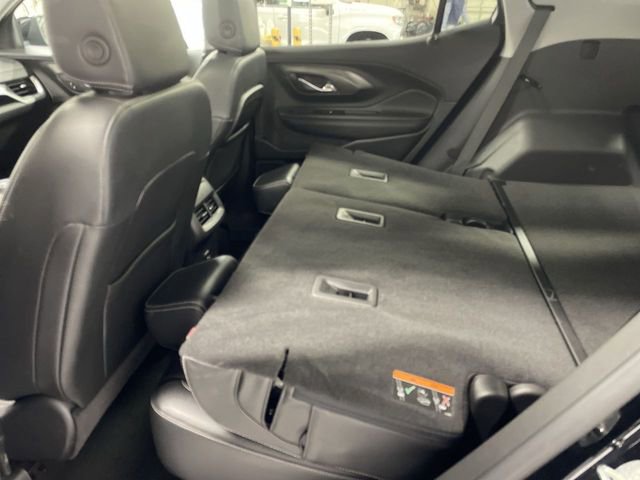 Used 2023 GMC Terrain SLT FWD image 24