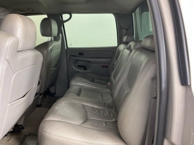 Used 2006 Chevrolet Silverado 2500 W/T w/ Skid Plate Package AWD/4WD image 22