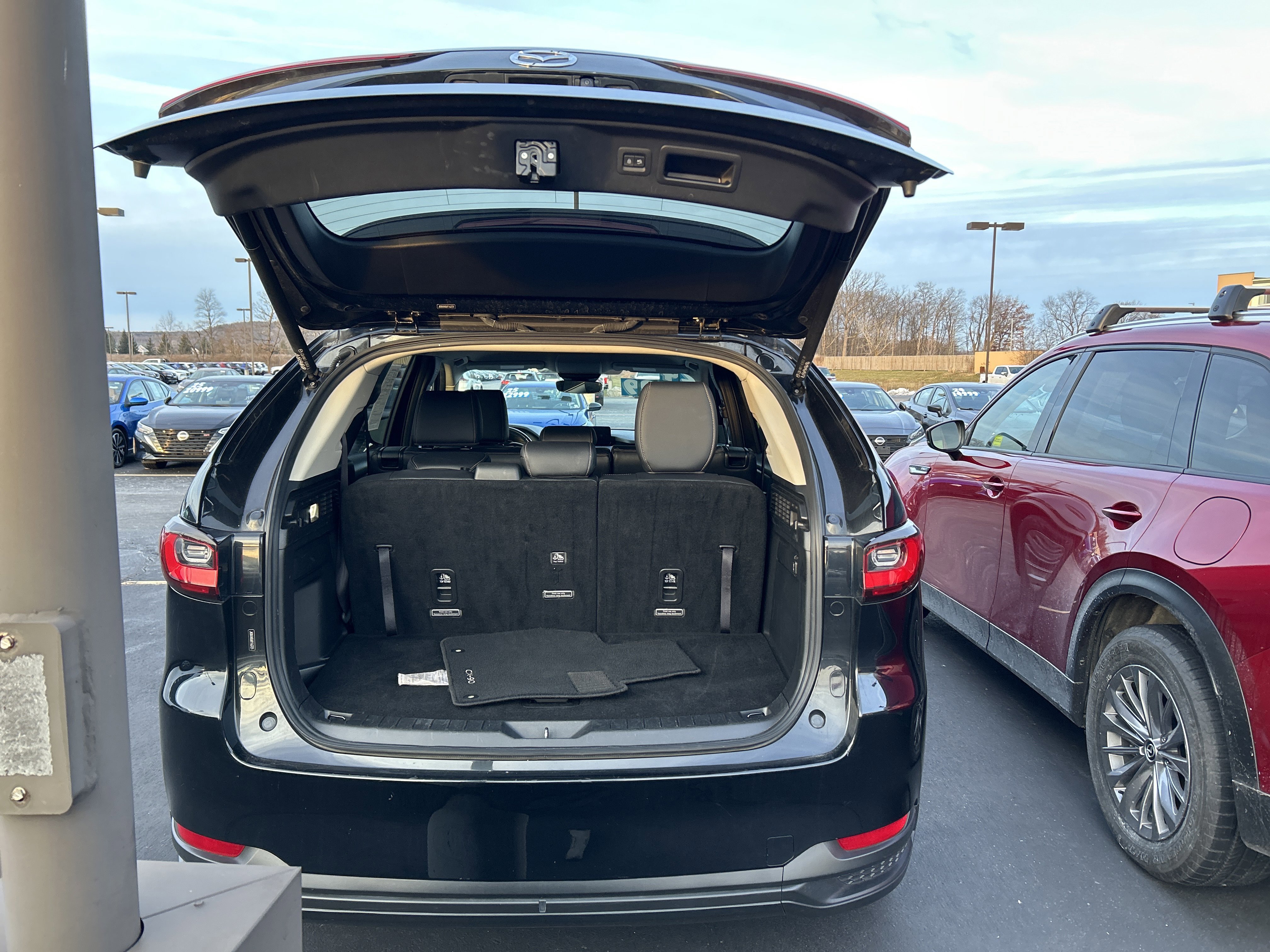 Used 2024 MAZDA CX-90 3.3 Turbo w/ Select Package image 8